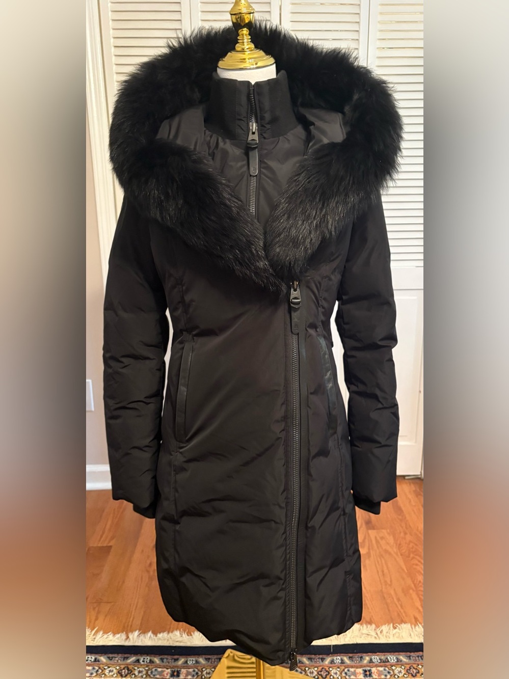 MACKAGE KAY Black Fur-Trim Puffer Coat